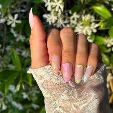 Almond-Shape Spring Nails