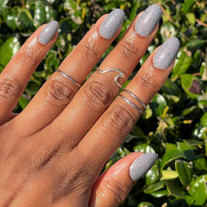 Light Grey Nails