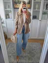  Beige Blazer & Classic Denim