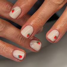 inimalist Accent Nails