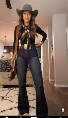Statement Cowboy Hat Outfit