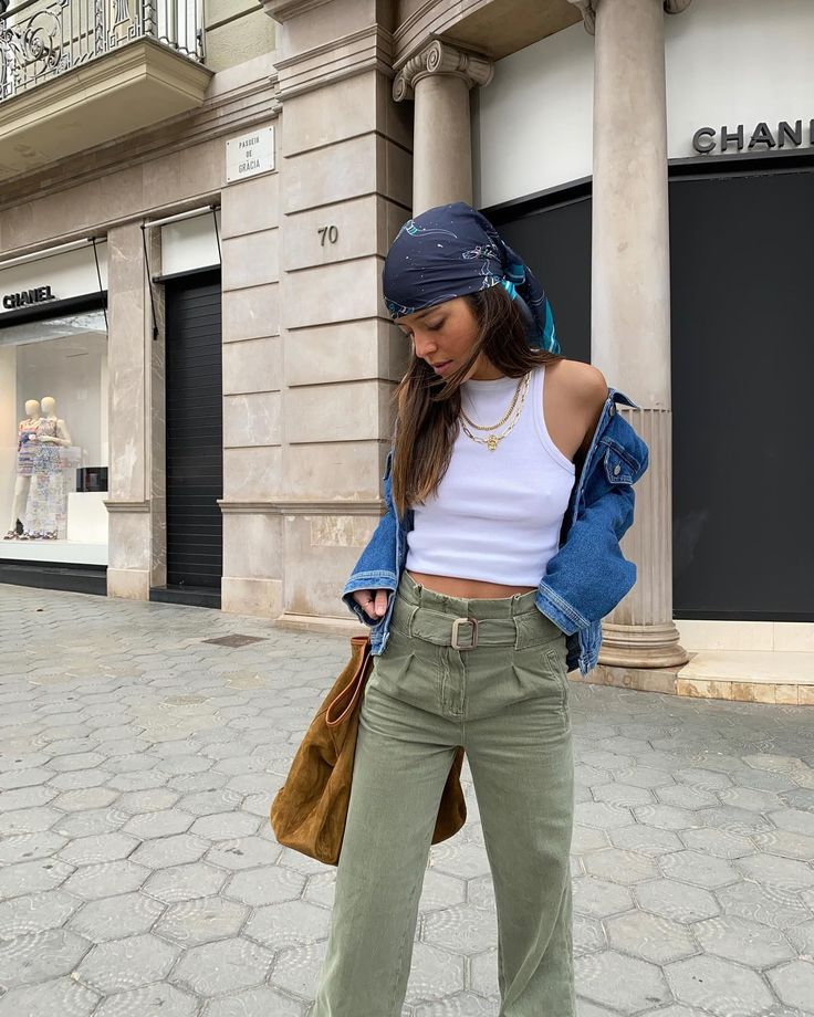Bandana Headscarf + Casual Outfit`